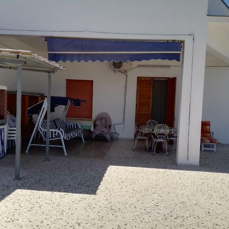 La Casa Delle Ginestre Alcamo Marina Exterior foto
