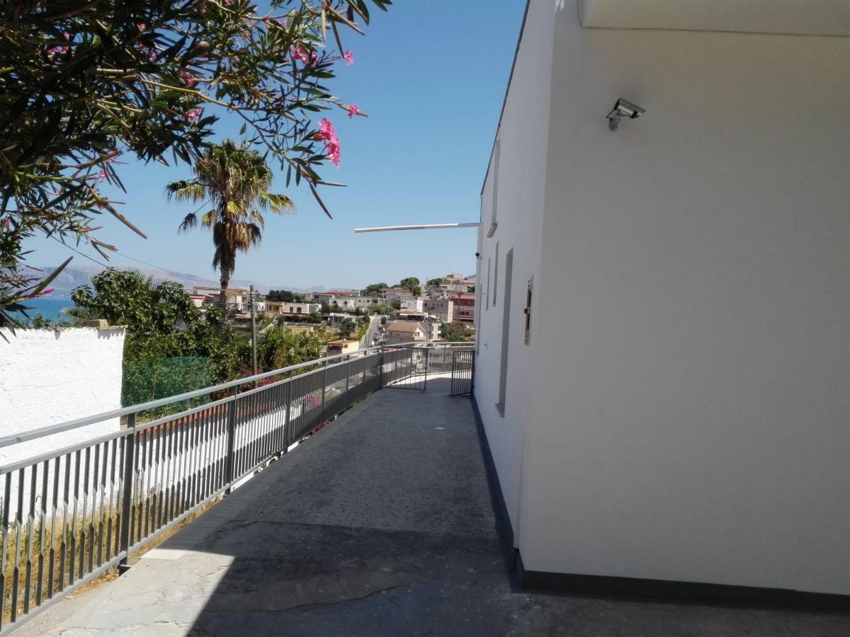 La Casa Delle Ginestre Alcamo Marina Exterior foto